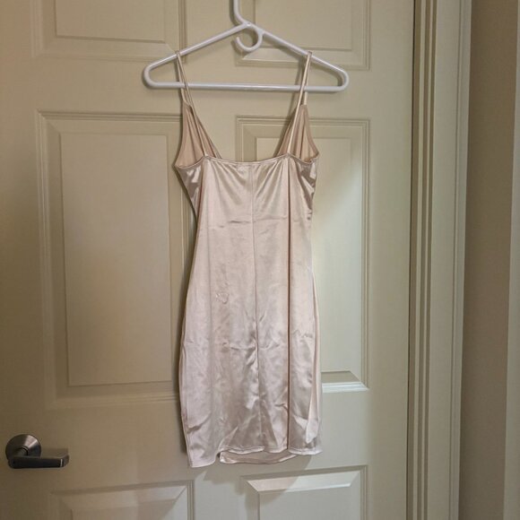 Shiny Gold/Cream Body Con Mini Dress - Picture 4 of 6